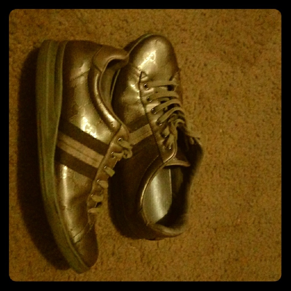 Gucci shoes